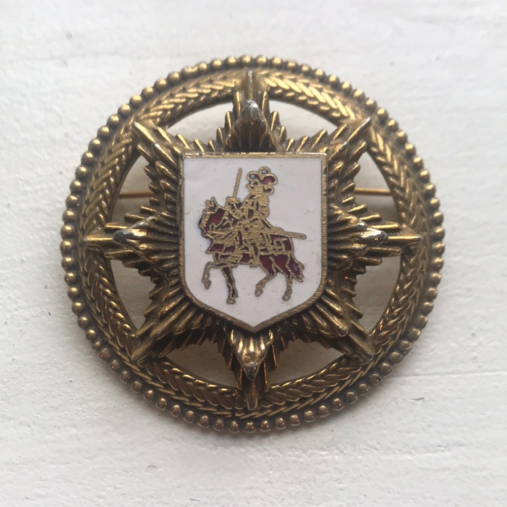 Brooch